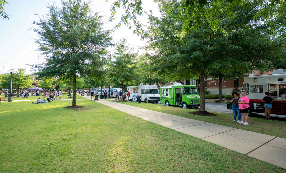 City of Tuscaloosa Accepting Vendor Applications for Live at the Plaza